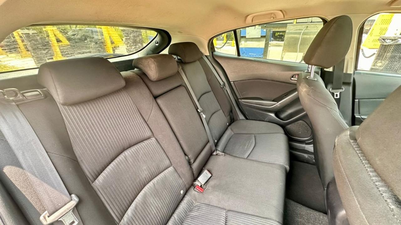 2016 Mazda MAZDA3 * GAS SAVER * TOURING I TOURING Photo