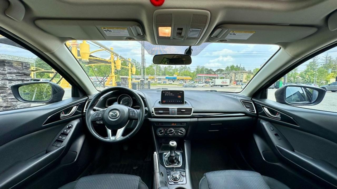 2016 Mazda MAZDA3 * GAS SAVER * TOURING I TOURING Photo