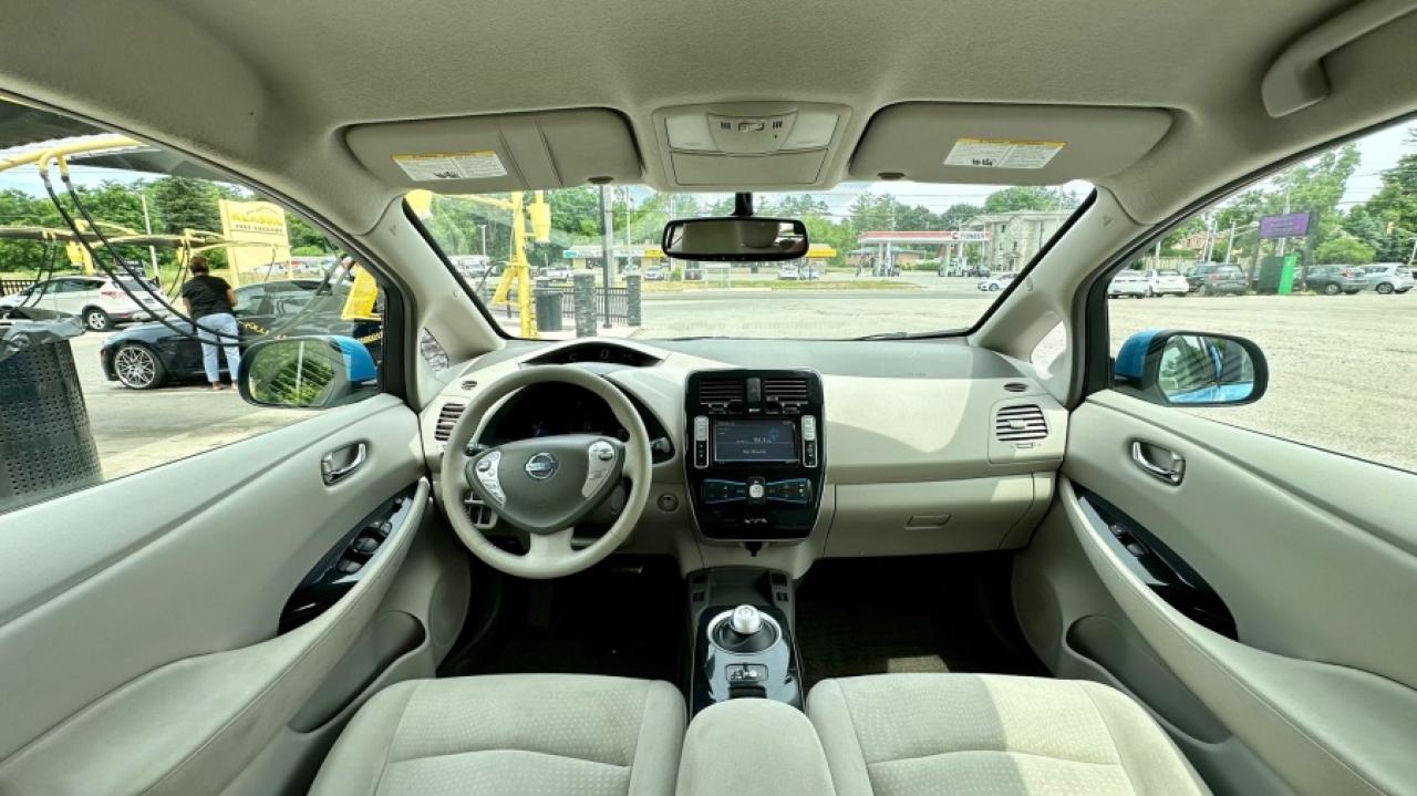 2012 Nissan Leaf * ELECTRIC * NO ACCIDENTS* " Photo