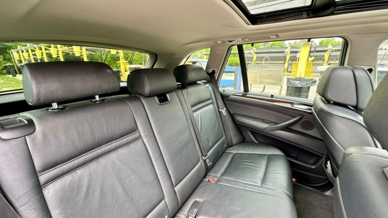 2012 BMW X5 * AWD * LOW KM * MINT " Photo