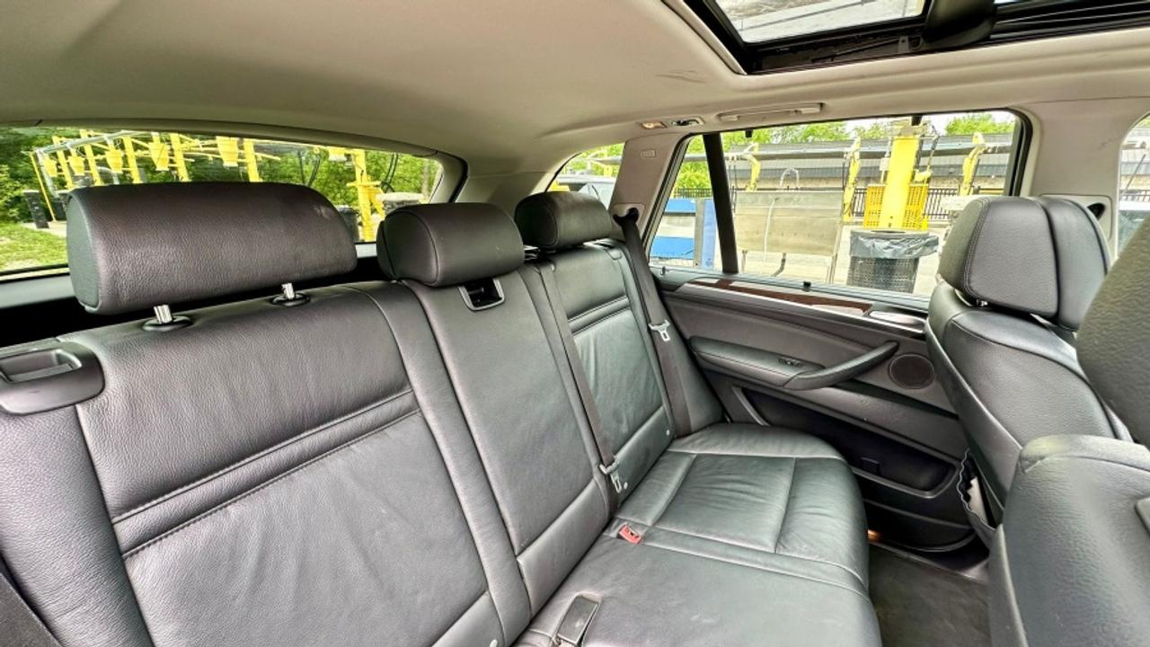 2012 BMW X5 * AWD * LOW KM * MINT " Photo