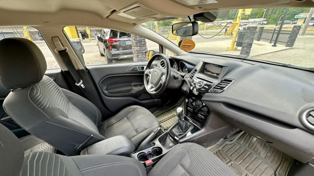 2014 Ford Fiesta * TITANIUM * NO ACCIDENTS TITANIUM Photo