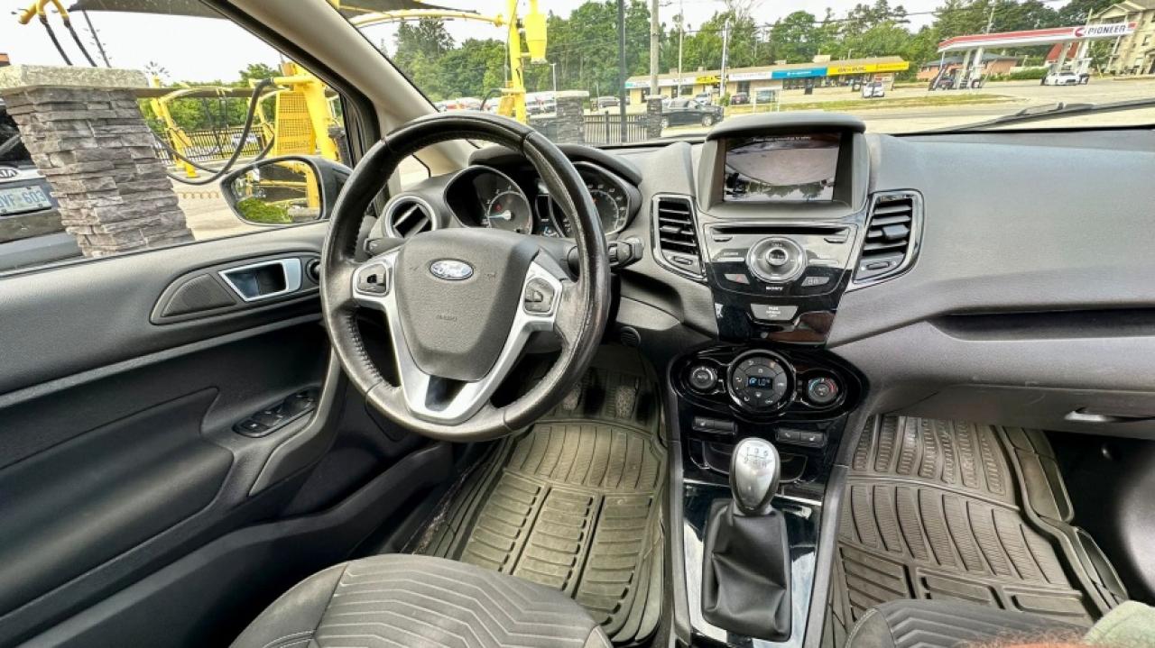 2014 Ford Fiesta * TITANIUM * NO ACCIDENTS TITANIUM Photo