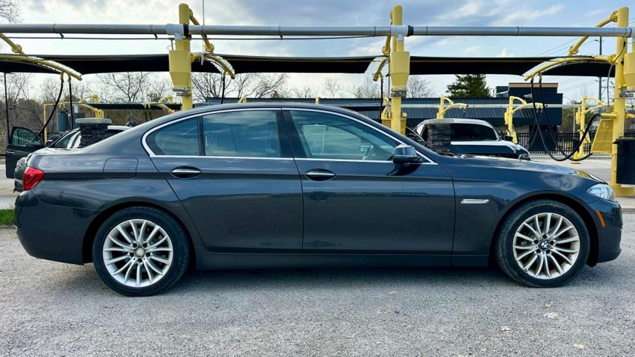2014 BMW 5 Series * AWD * NO ACCIDENTS 528I XDRIVE Photo