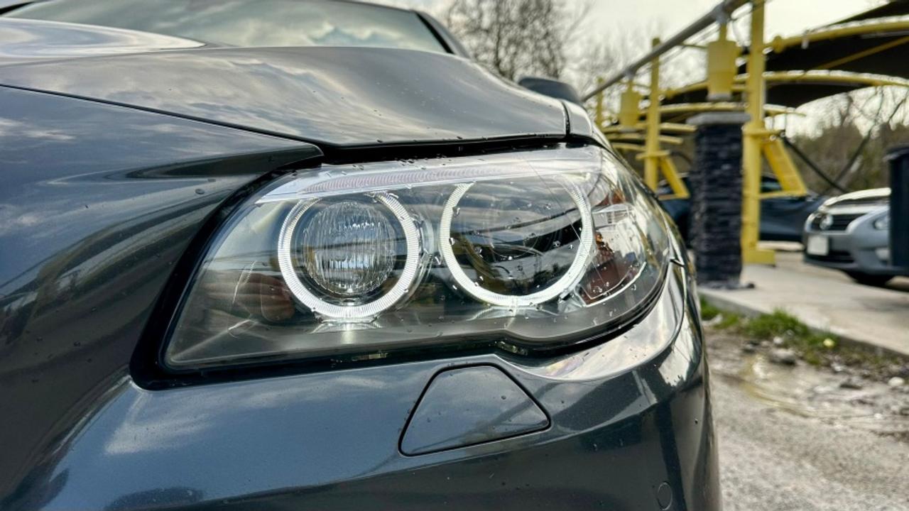 2014 BMW 5 Series * AWD * NO ACCIDENTS 528I XDRIVE Photo