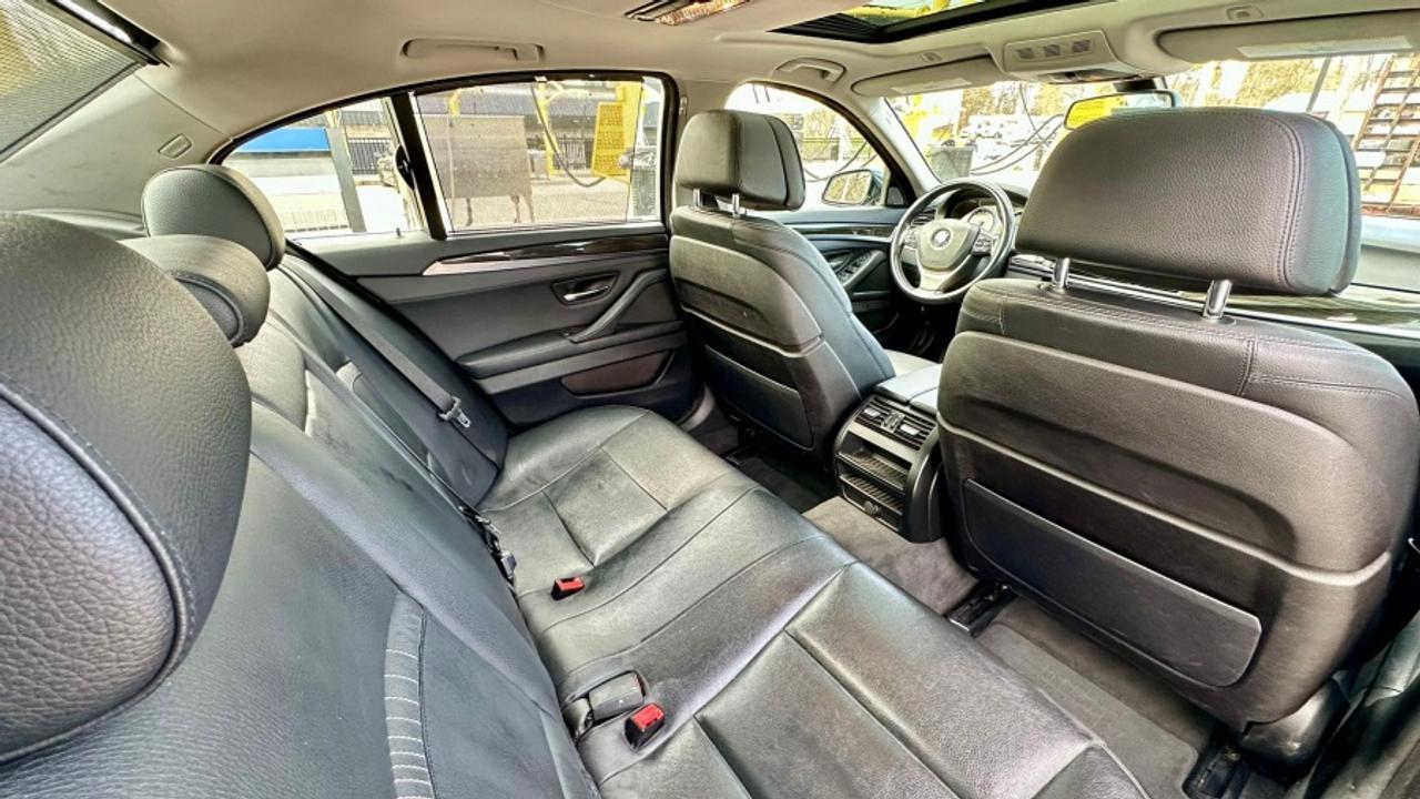 2014 BMW 5 Series * AWD * NO ACCIDENTS 528I XDRIVE Photo