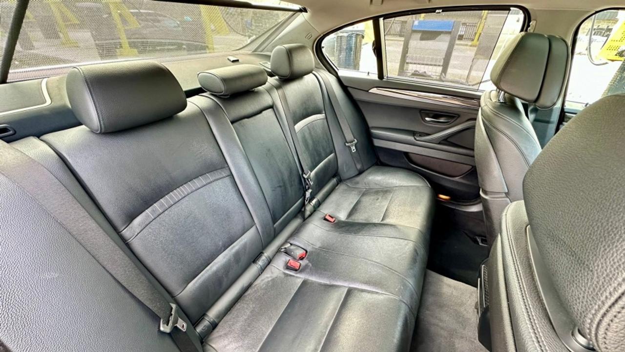2014 BMW 5 Series * AWD * NO ACCIDENTS 528I XDRIVE Photo