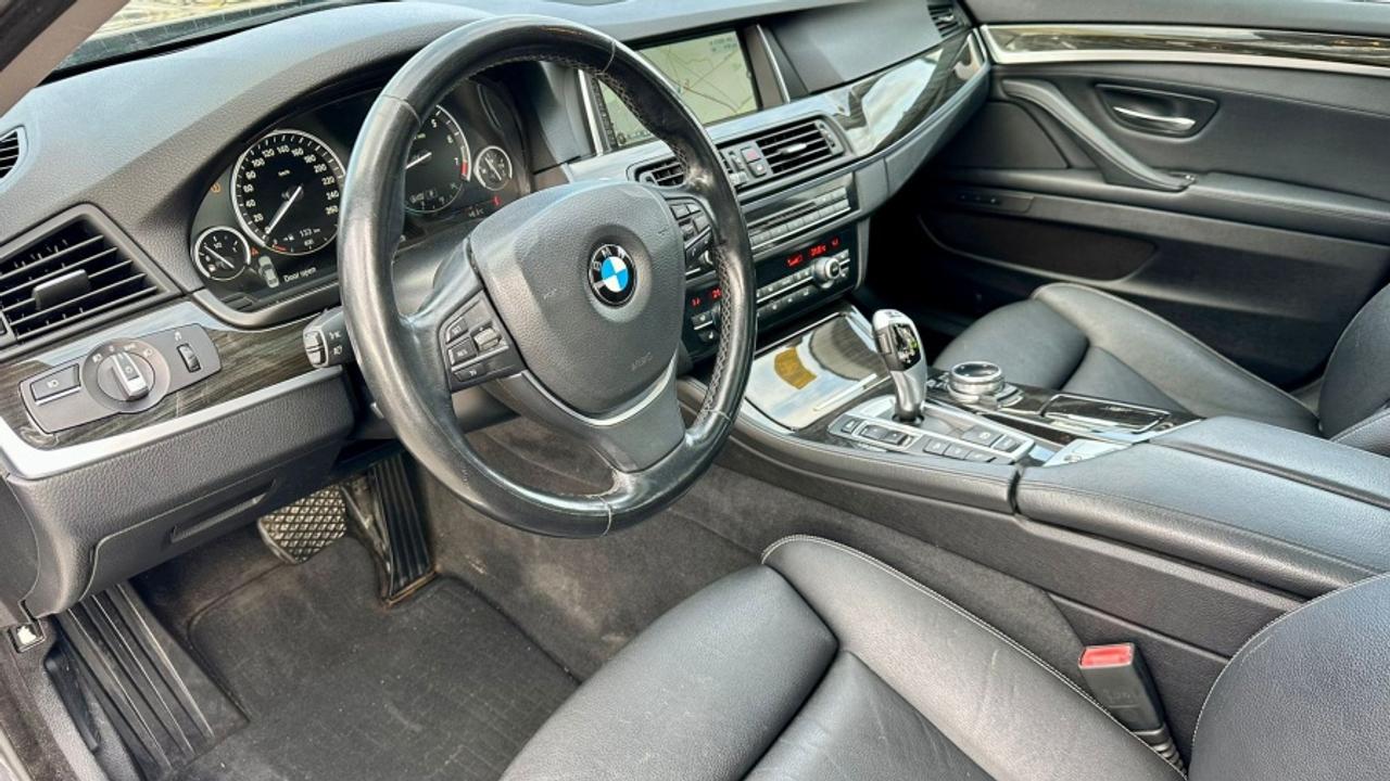 2014 BMW 5 Series * AWD * NO ACCIDENTS 528I XDRIVE Photo