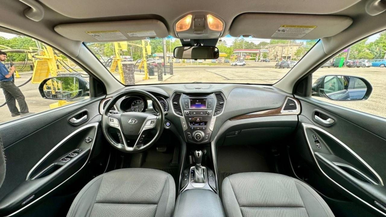 2017 Hyundai Santa Fe XL * LOW KM * 7 SEATER " Photo