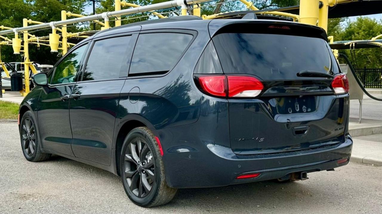 2019 Chrysler Pacifica * NO ACCIDENTS * 7 PASSANGER " Photo