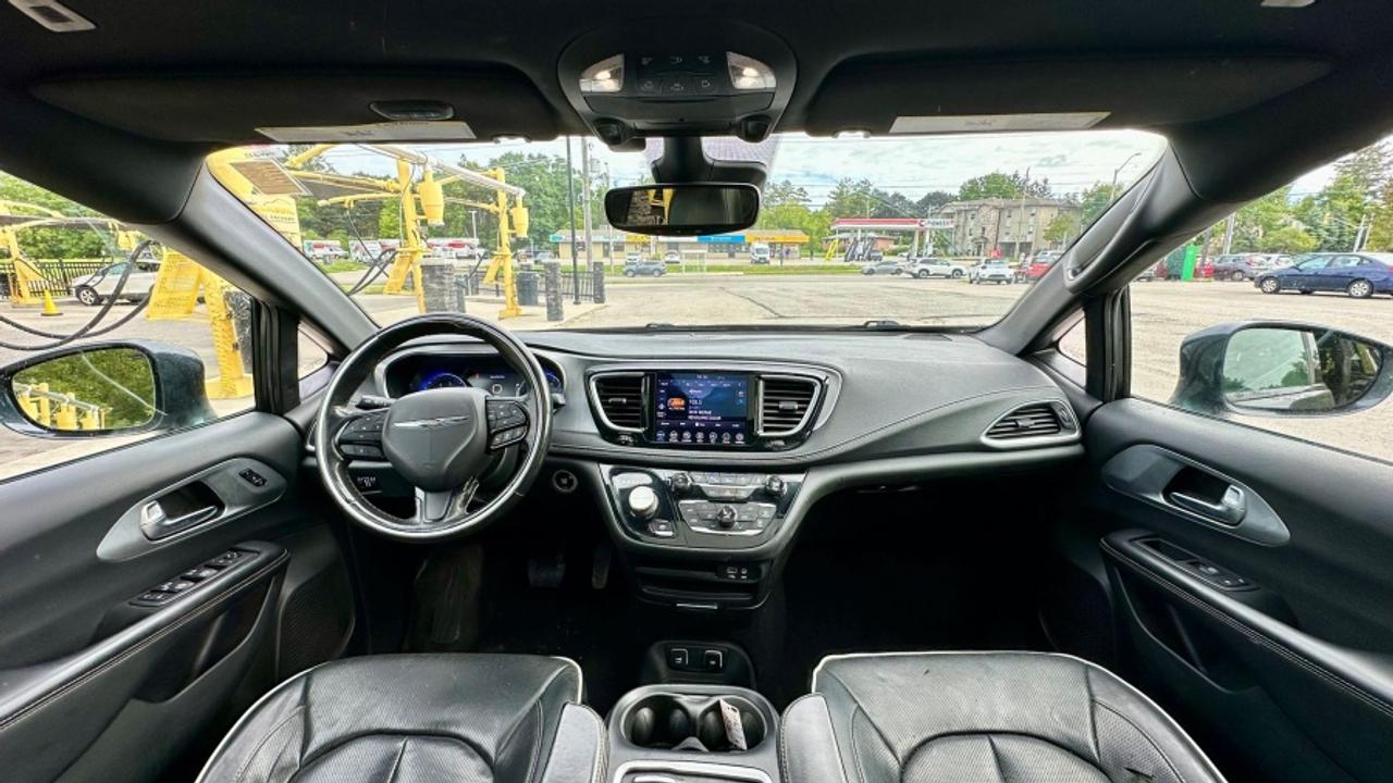 2019 Chrysler Pacifica * NO ACCIDENTS * 7 PASSANGER " Photo