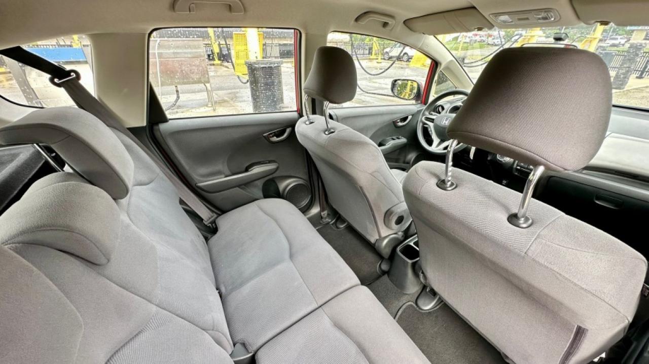 2014 Honda Fit * LOW KM * LOW PAYMENTS LX Photo