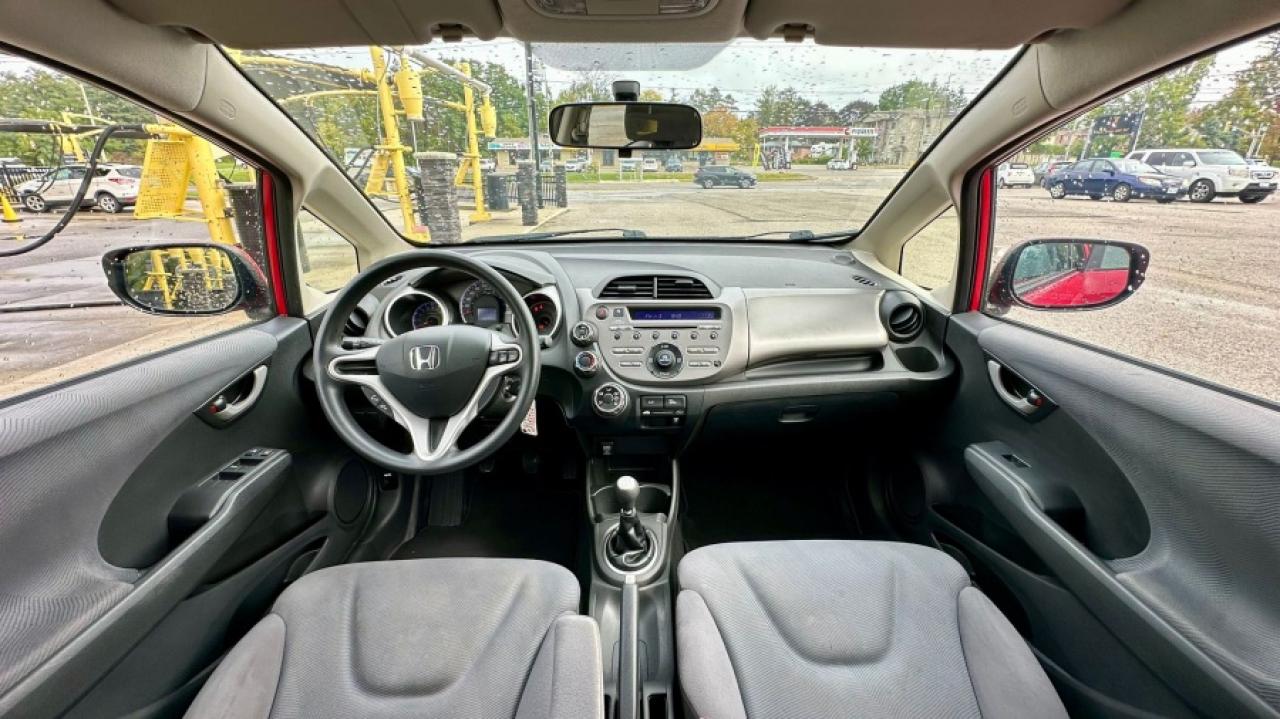 2014 Honda Fit * LOW KM * LOW PAYMENTS LX Photo