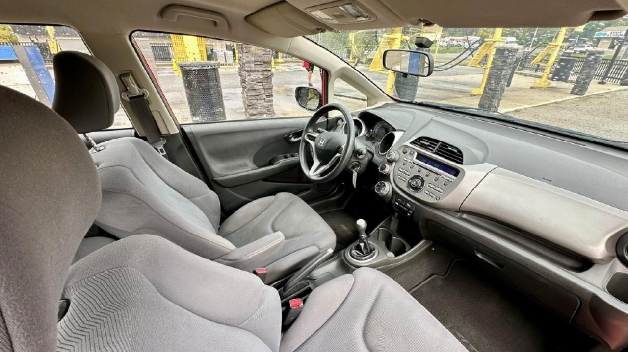 2014 Honda Fit * LOW KM * LOW PAYMENTS LX Photo
