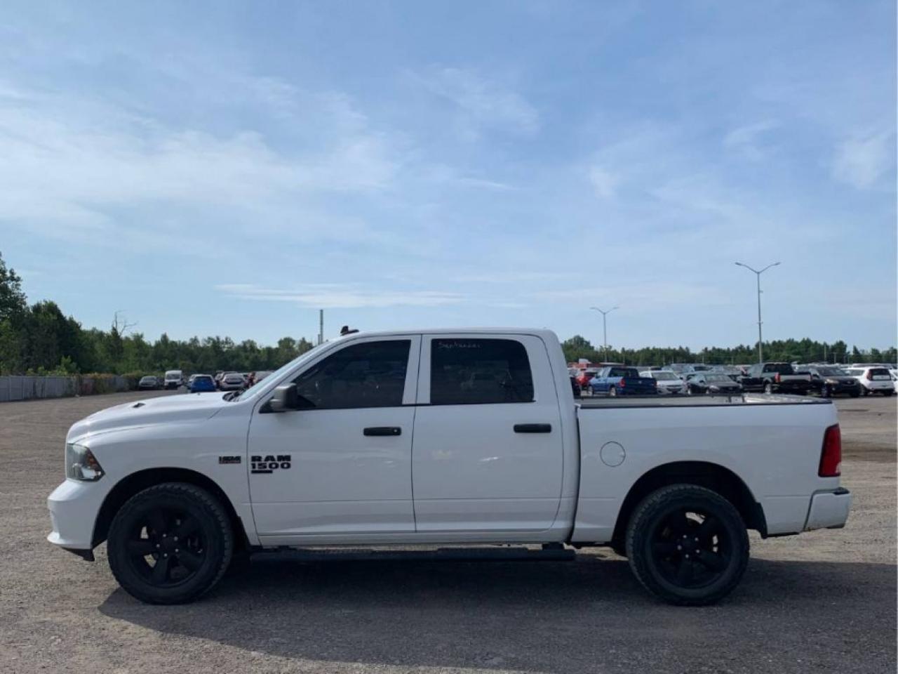 2019 RAM 1500 Classic * 4X4 * NO ACCIDENTS " Photo