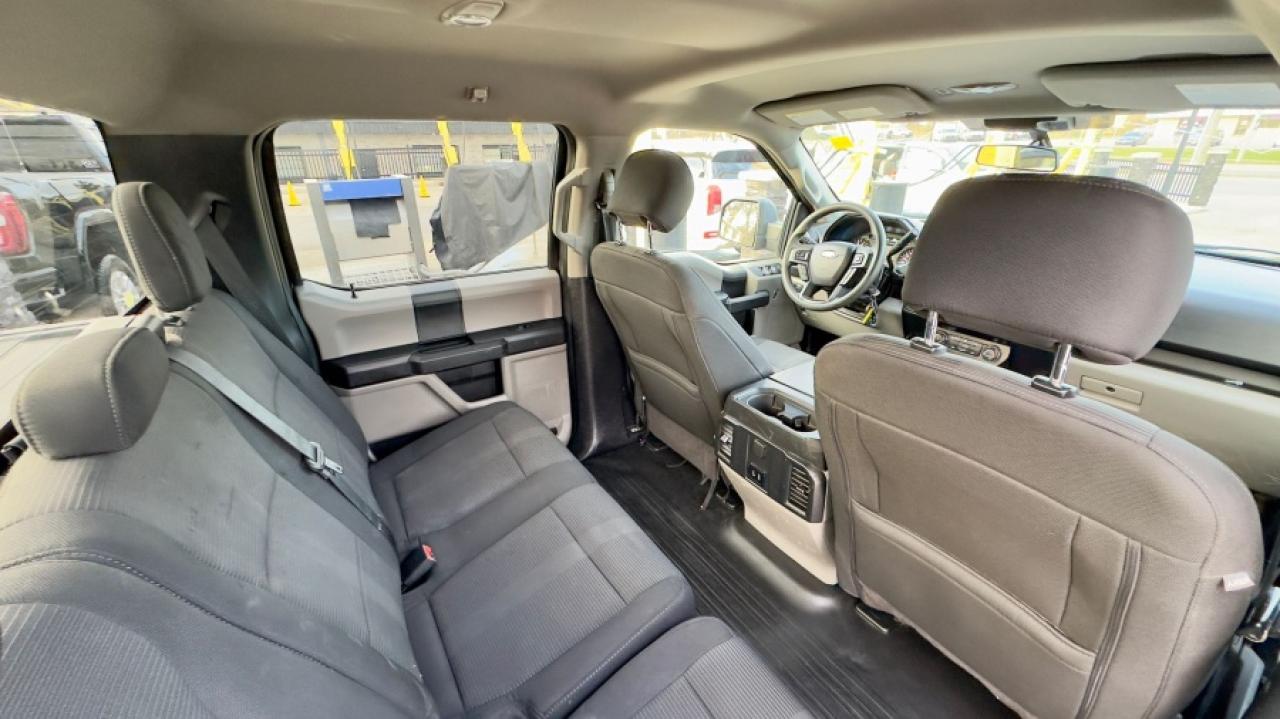 2019 Ford F-150 * 4X4 * LOW PAYMENTS " Photo