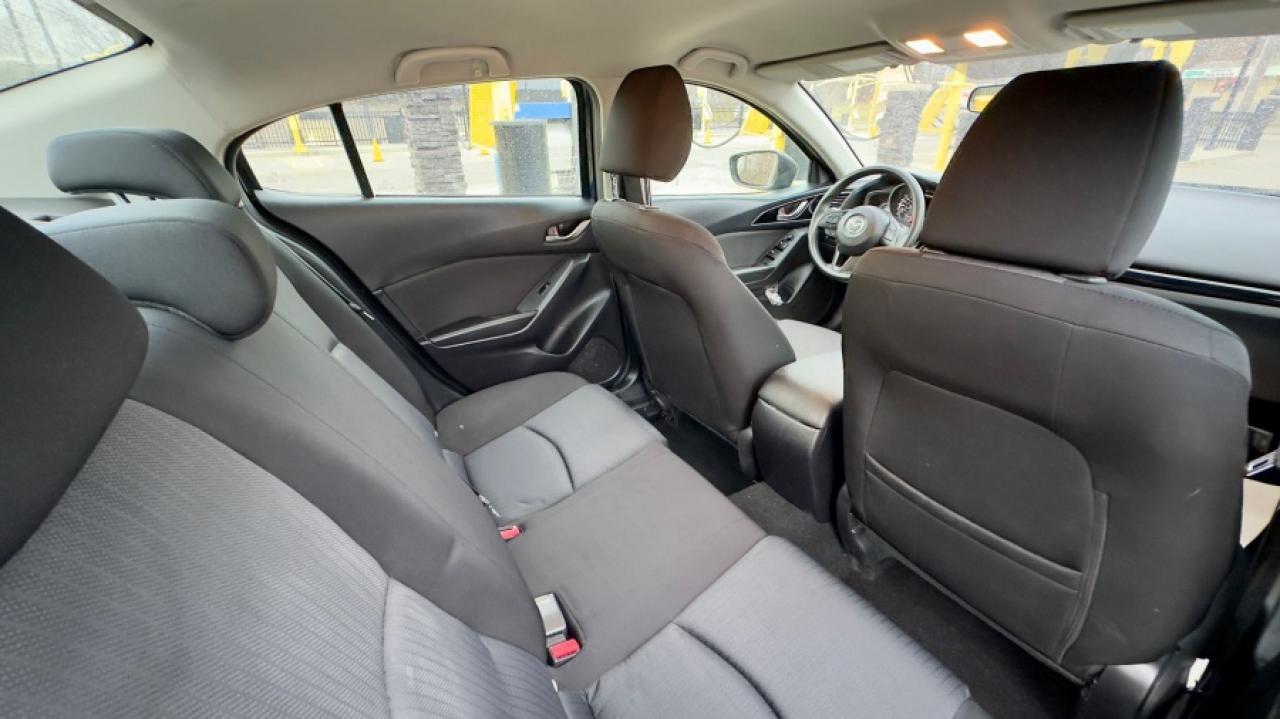 2016 Mazda MAZDA3 * LOW KM * MUST SEE I SPORT Photo