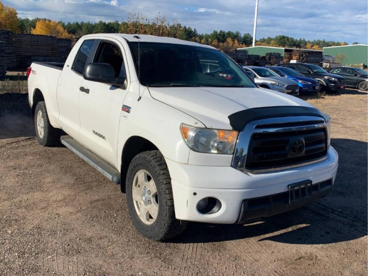 2013 Toyota Tundra * LOW KM * NO ACCIDENTS * 4X4 GRADE Photo