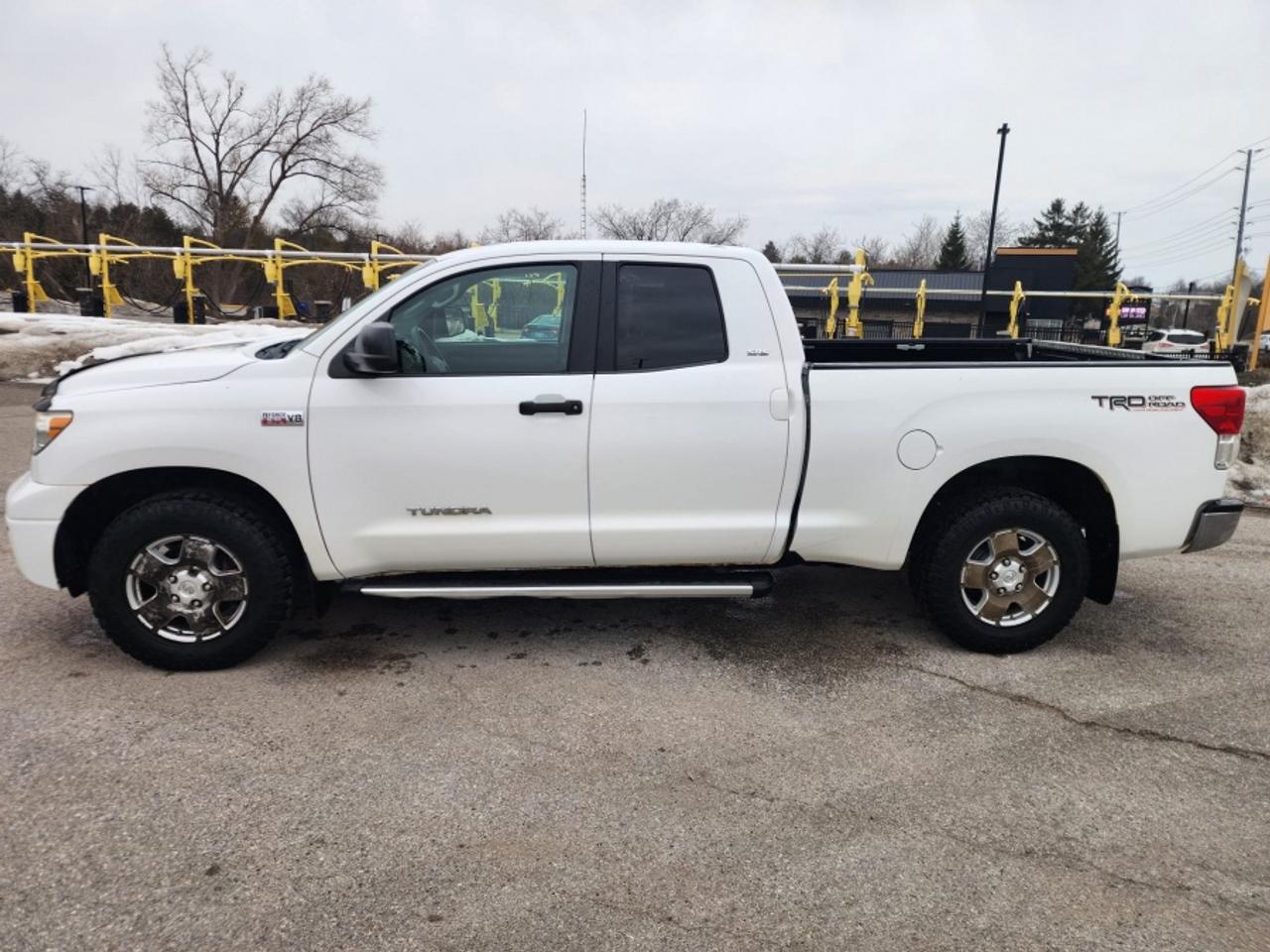 2013 Toyota Tundra * LOW KM * NO ACCIDENTS * 4X4 GRADE Photo