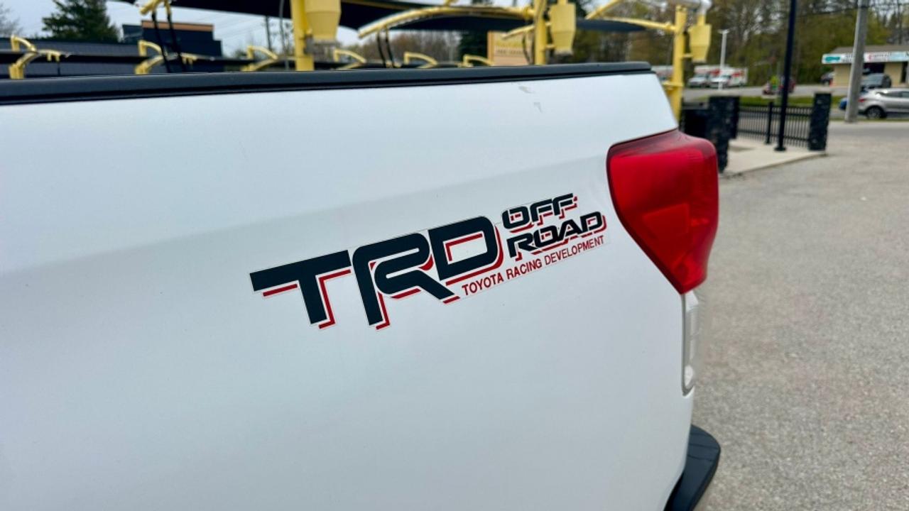 2013 Toyota Tundra * LOW KM * NO ACCIDENTS * 4X4 GRADE Photo