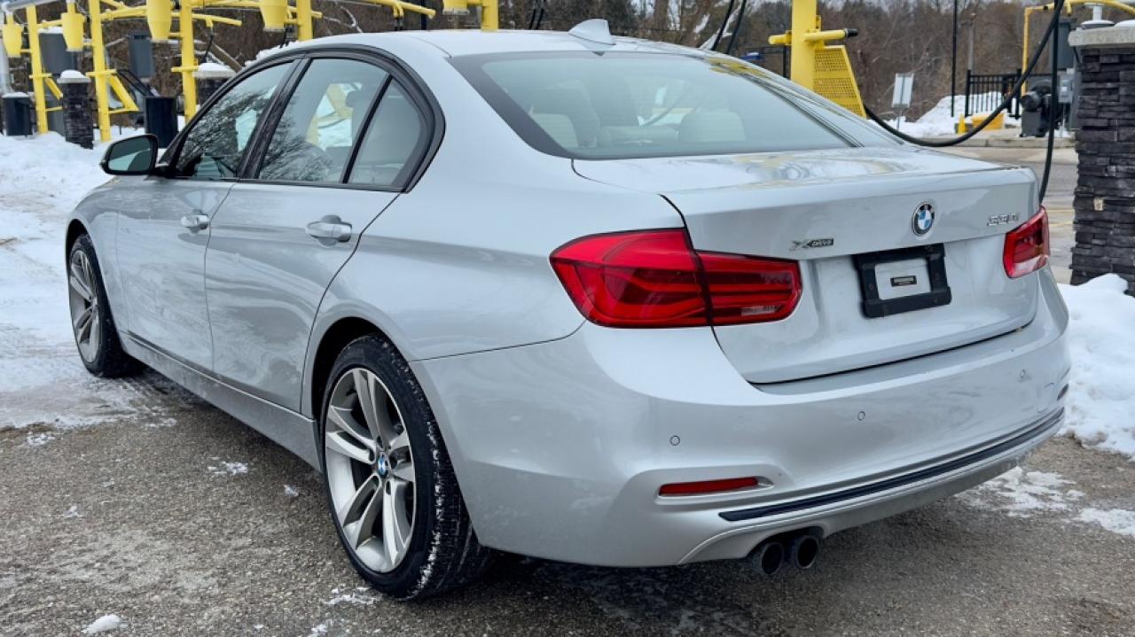 2017 BMW 3 Series * AWD * MUST SEE ! 330I XDRIVE Photo