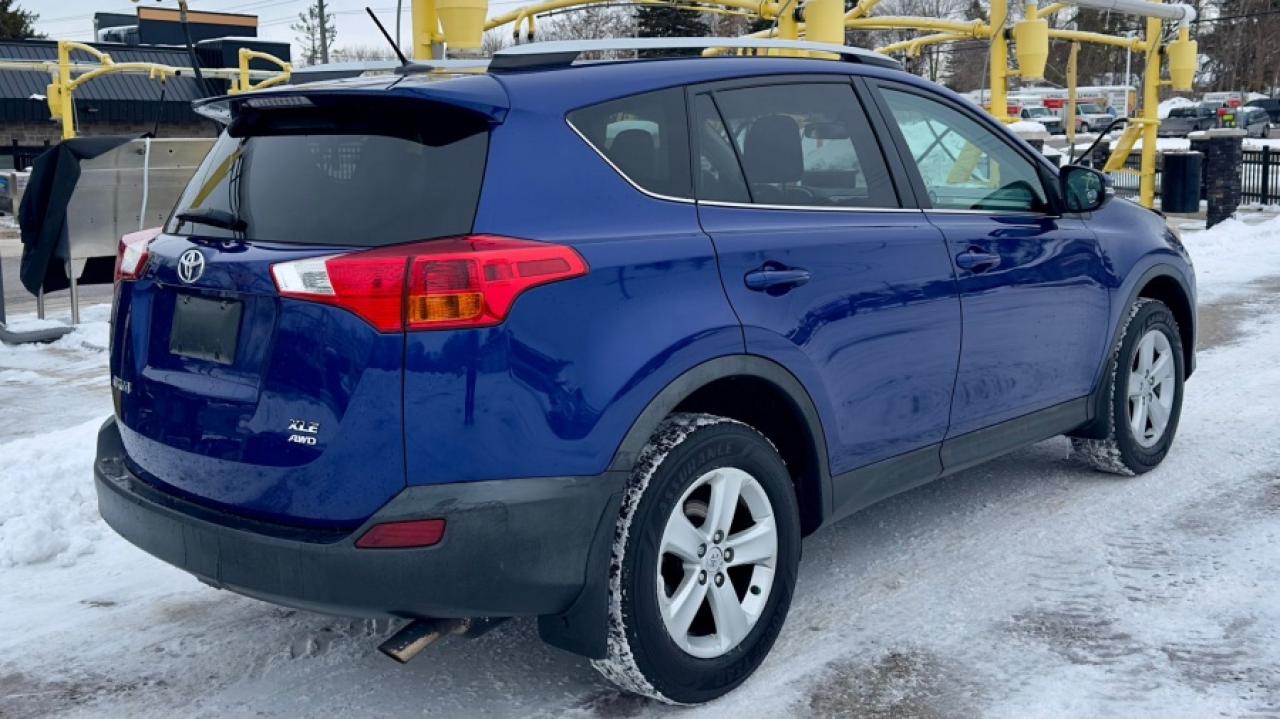 2014 Toyota RAV4 * AWD * XLE Photo3