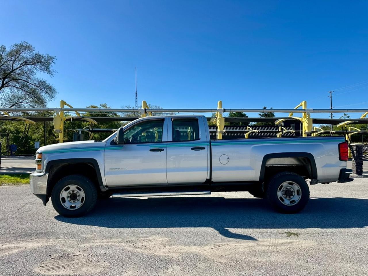 2016 Chevrolet Silverado 2500 HD * NO ACCIDENTS * 2X4 * NEW TIRES WORK TRUCK Photo3