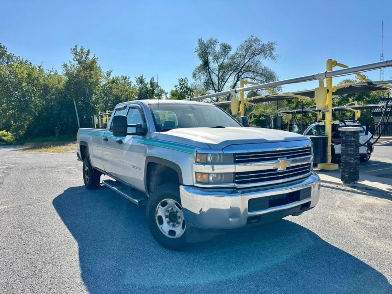 2016 Chevrolet Silverado 2500 HD * NO ACCIDENTS * 2X4 * NEW TIRES WORK TRUCK Photo