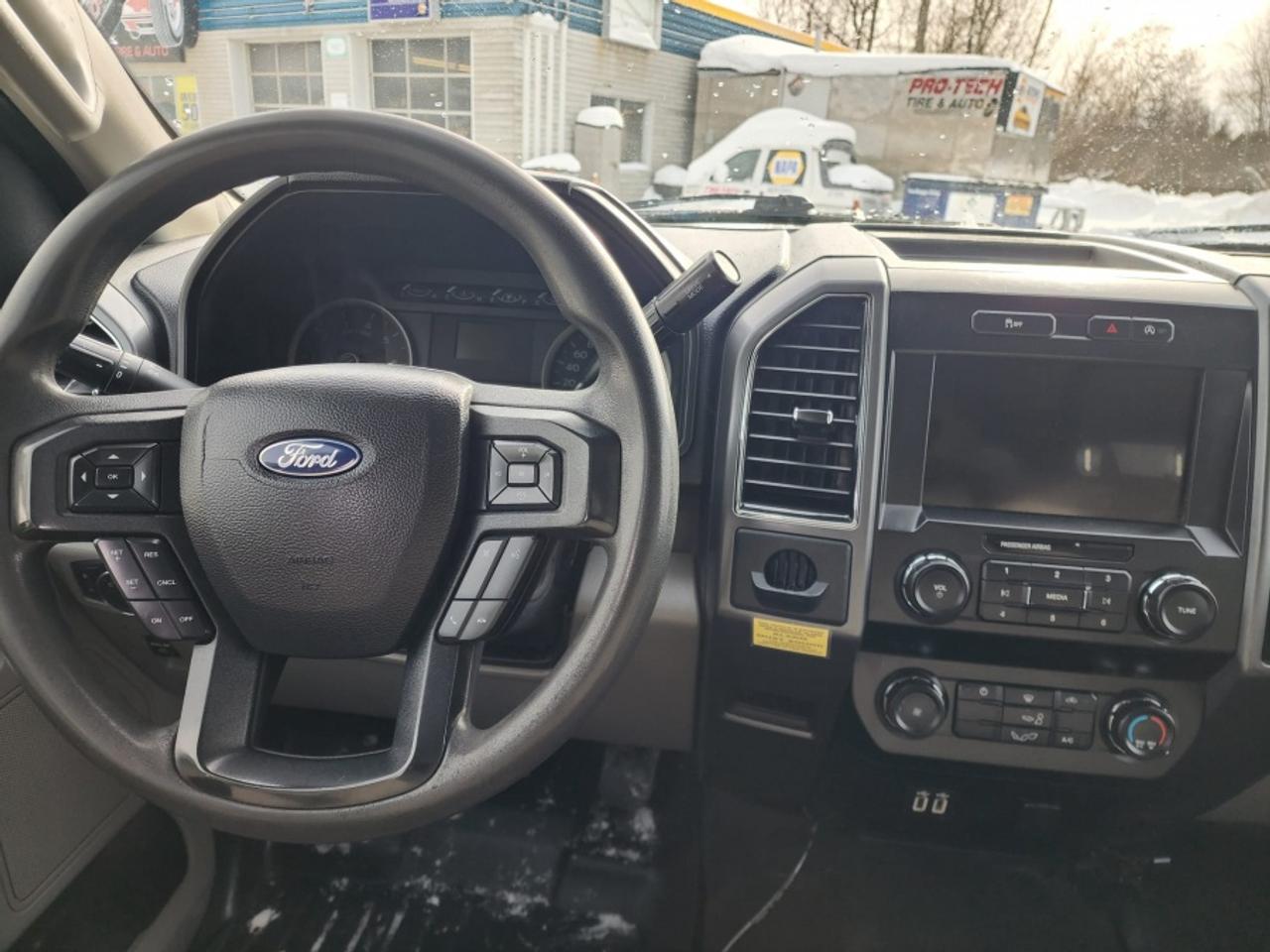 2020 Ford F-150 * XLT * NO ACCIDENTS XLT Photo