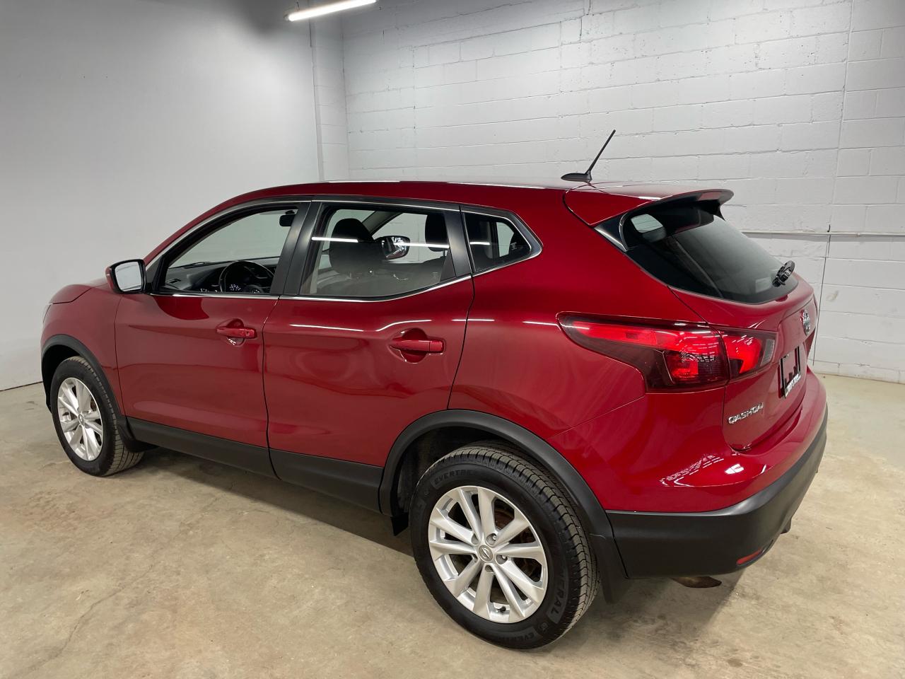 2017 Nissan Qashqai SV AWD Photo