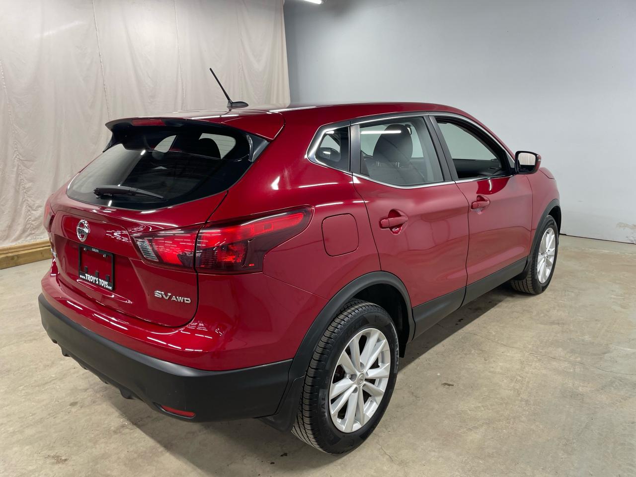 2017 Nissan Qashqai SV AWD Photo