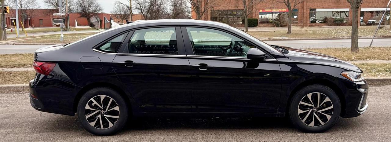 2025 Volkswagen Jetta Trendline - Photo #4