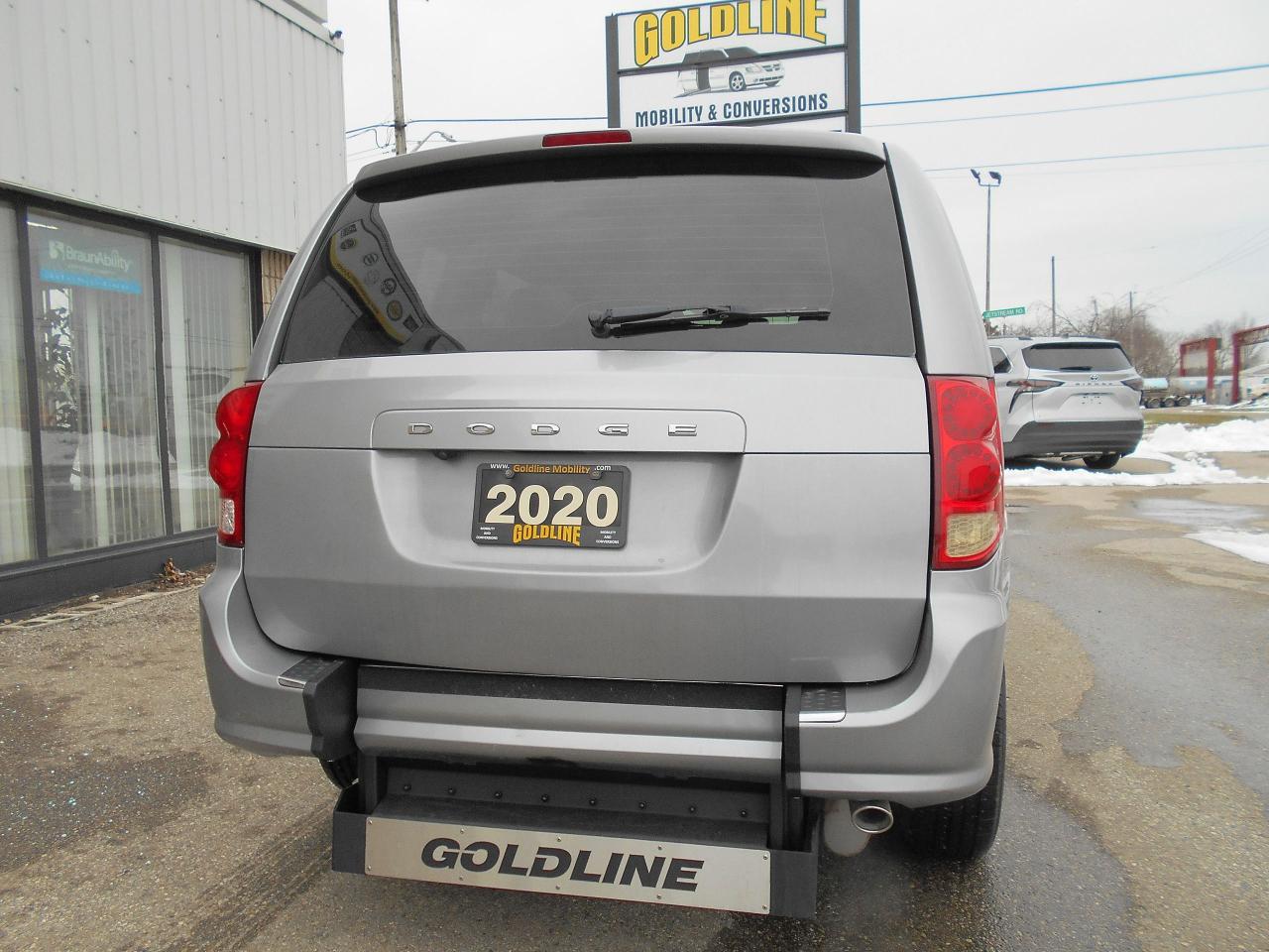 2020 Dodge Grand Caravan SE/CVP-Wheelchair Accessible Rear Entry-Manual Photo4