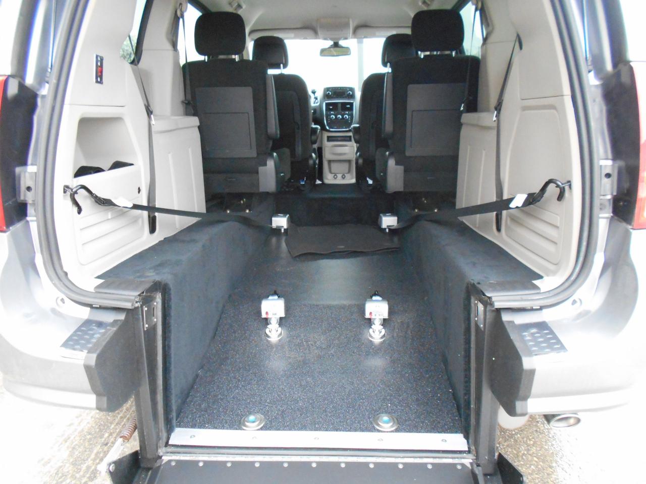 2020 Dodge Grand Caravan SE/CVP-Wheelchair Accessible Rear Entry-Manual Photo