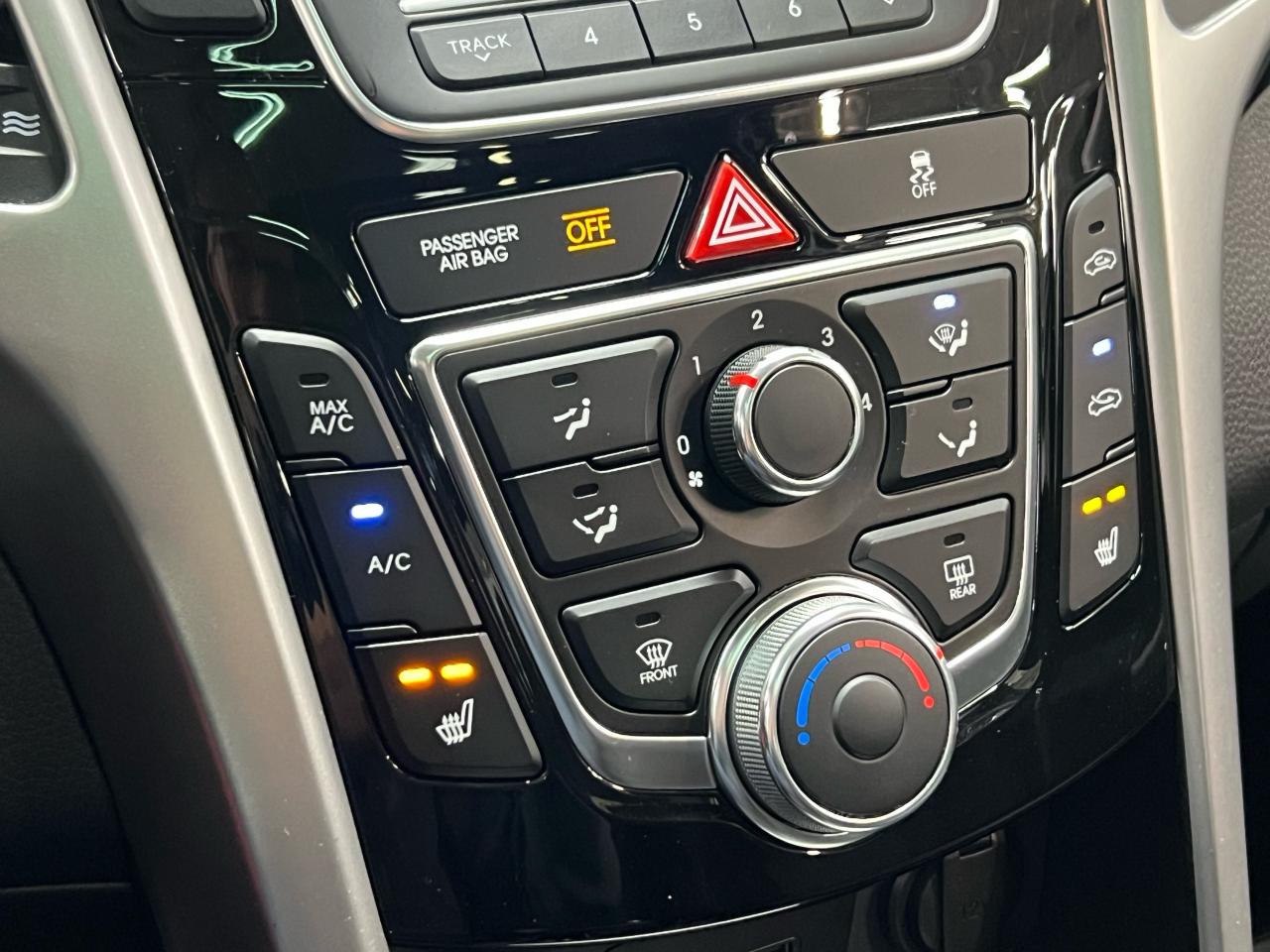 2014 Hyundai Elantra GT 5dr HB Auto GLS with Pano Roof Photo