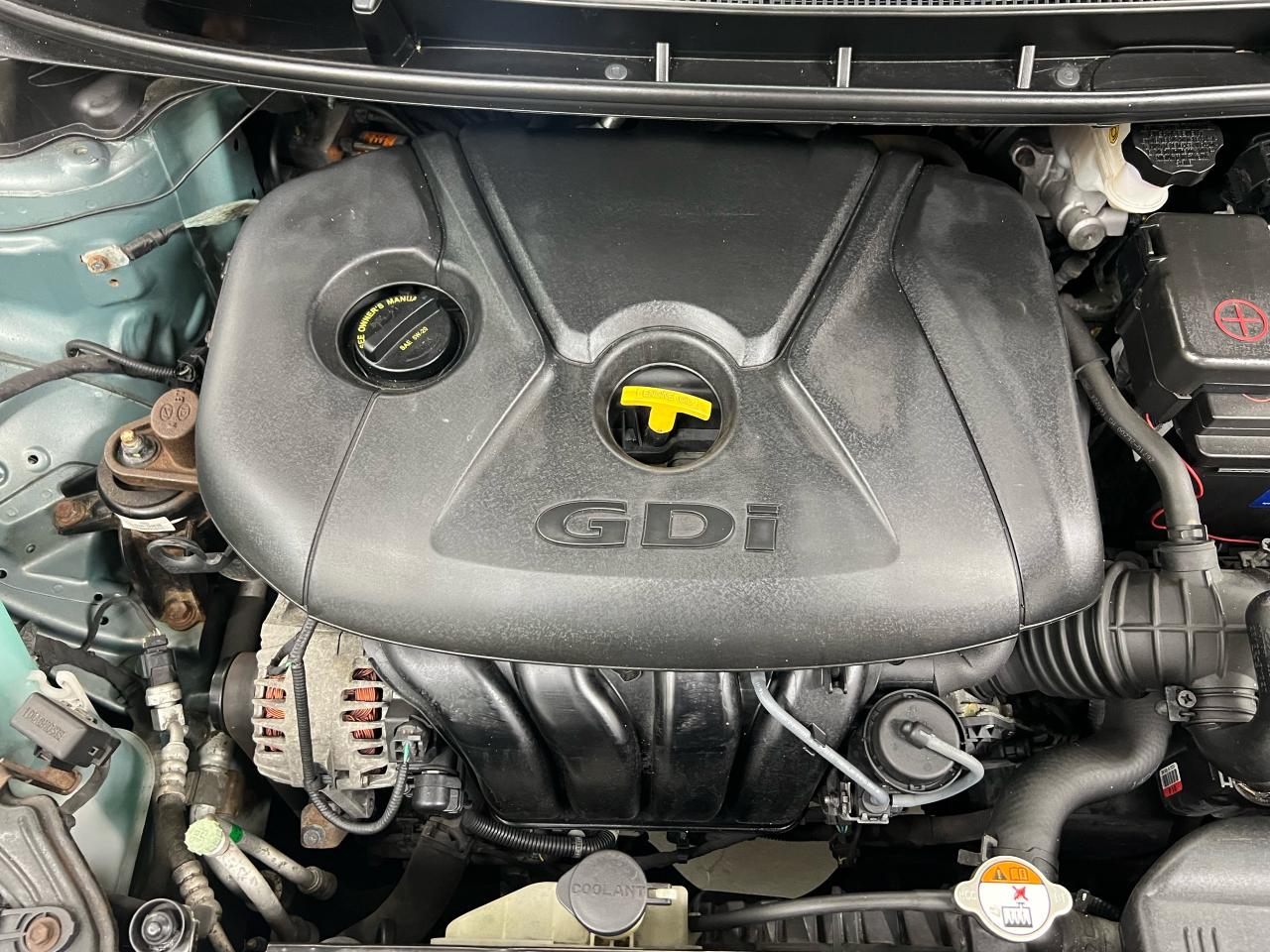 2014 Hyundai Elantra GT 5dr HB Auto GLS with Pano Roof Photo