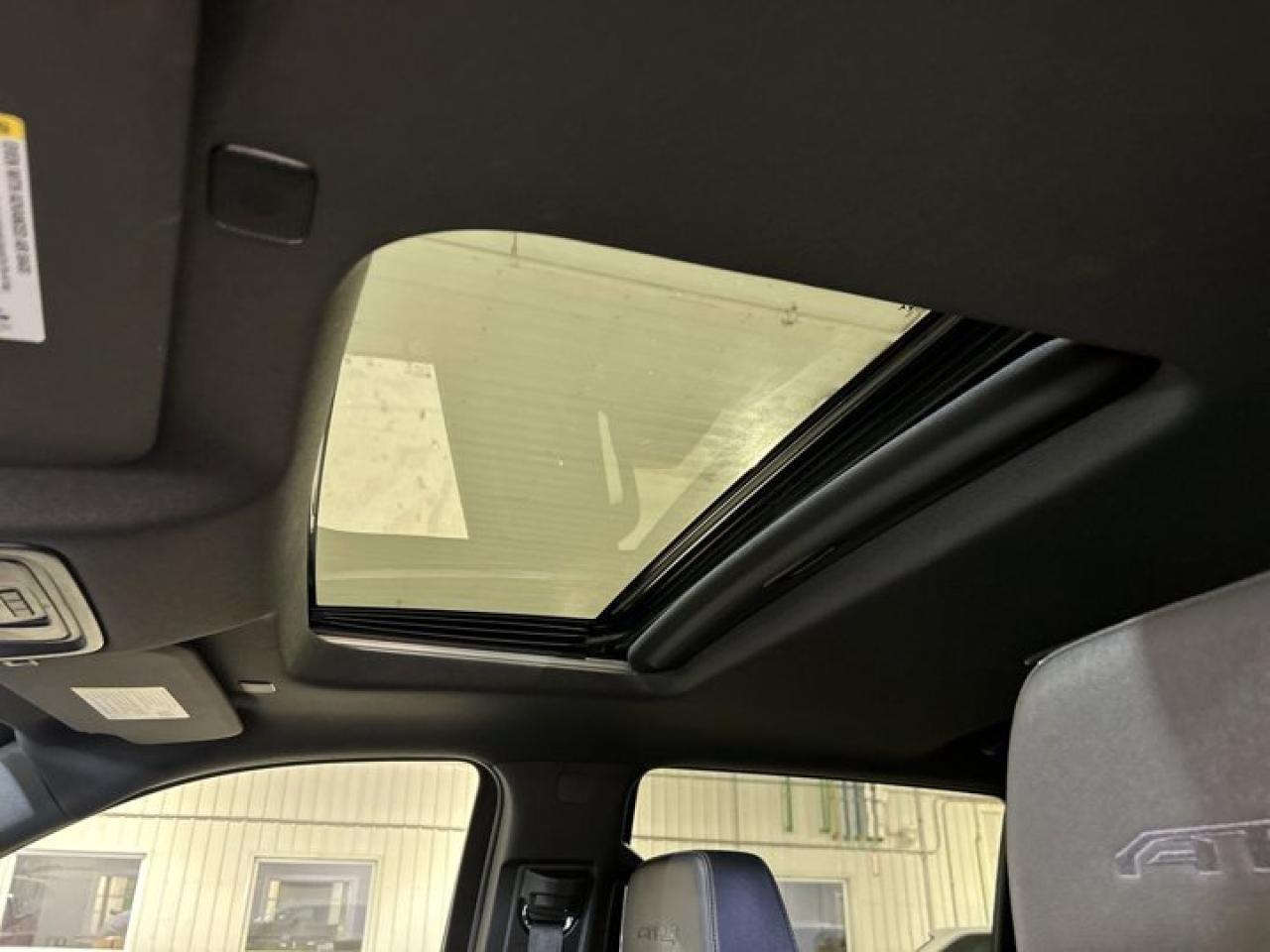 2022 GMC Sierra 1500 AT4 4x4 Crew | Sunroof | 360 Camera | Remote Start | Leather Seats Photo