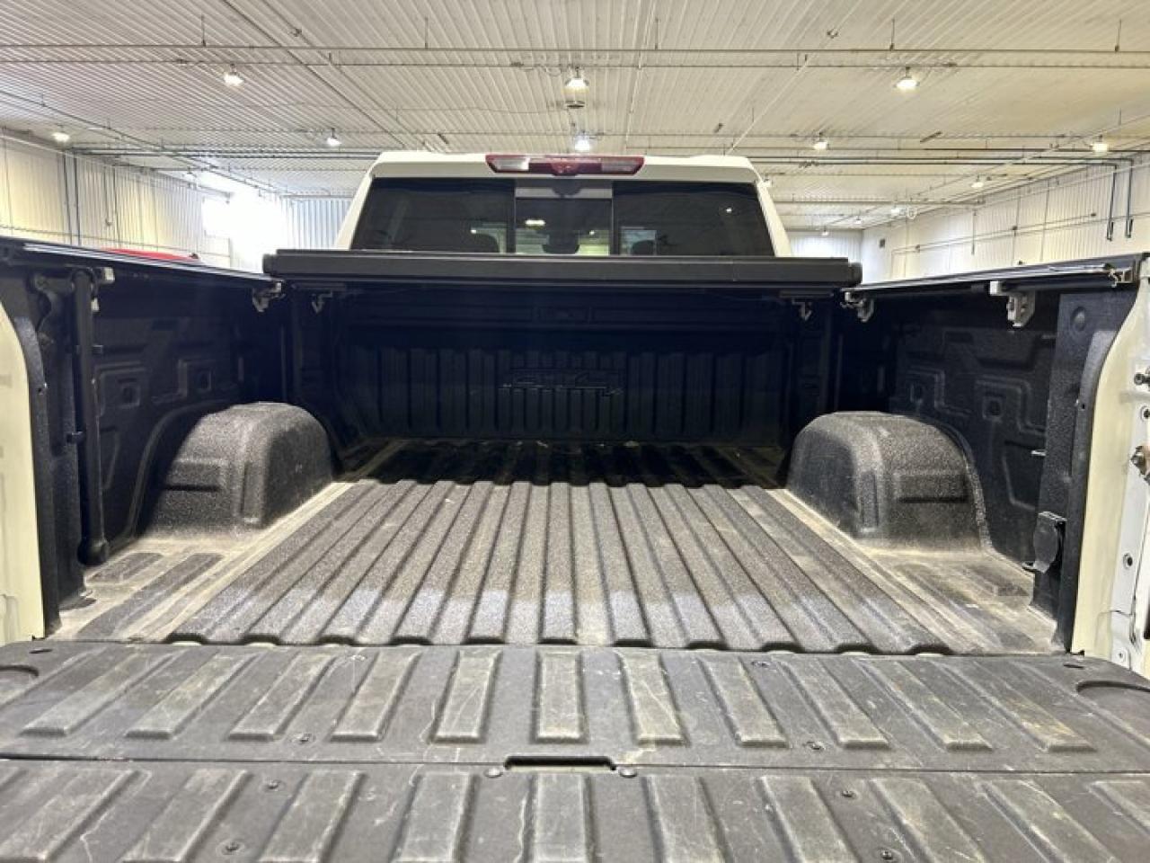2022 GMC Sierra 1500 AT4 4x4 Crew | Sunroof | 360 Camera | Remote Start | Leather Seats Photo