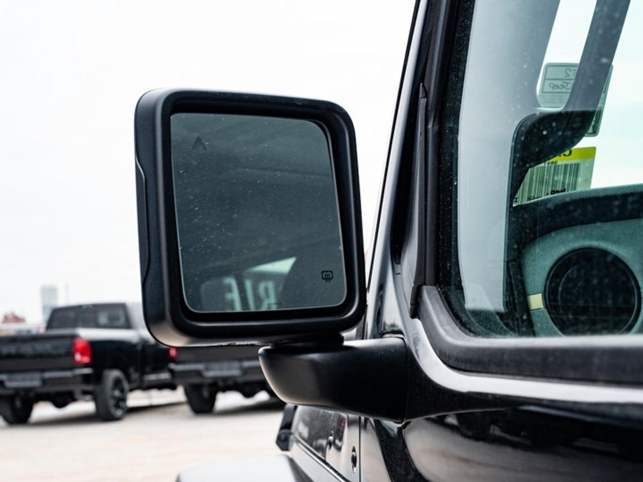 2026 Jeep Wrangler Sport S Photo