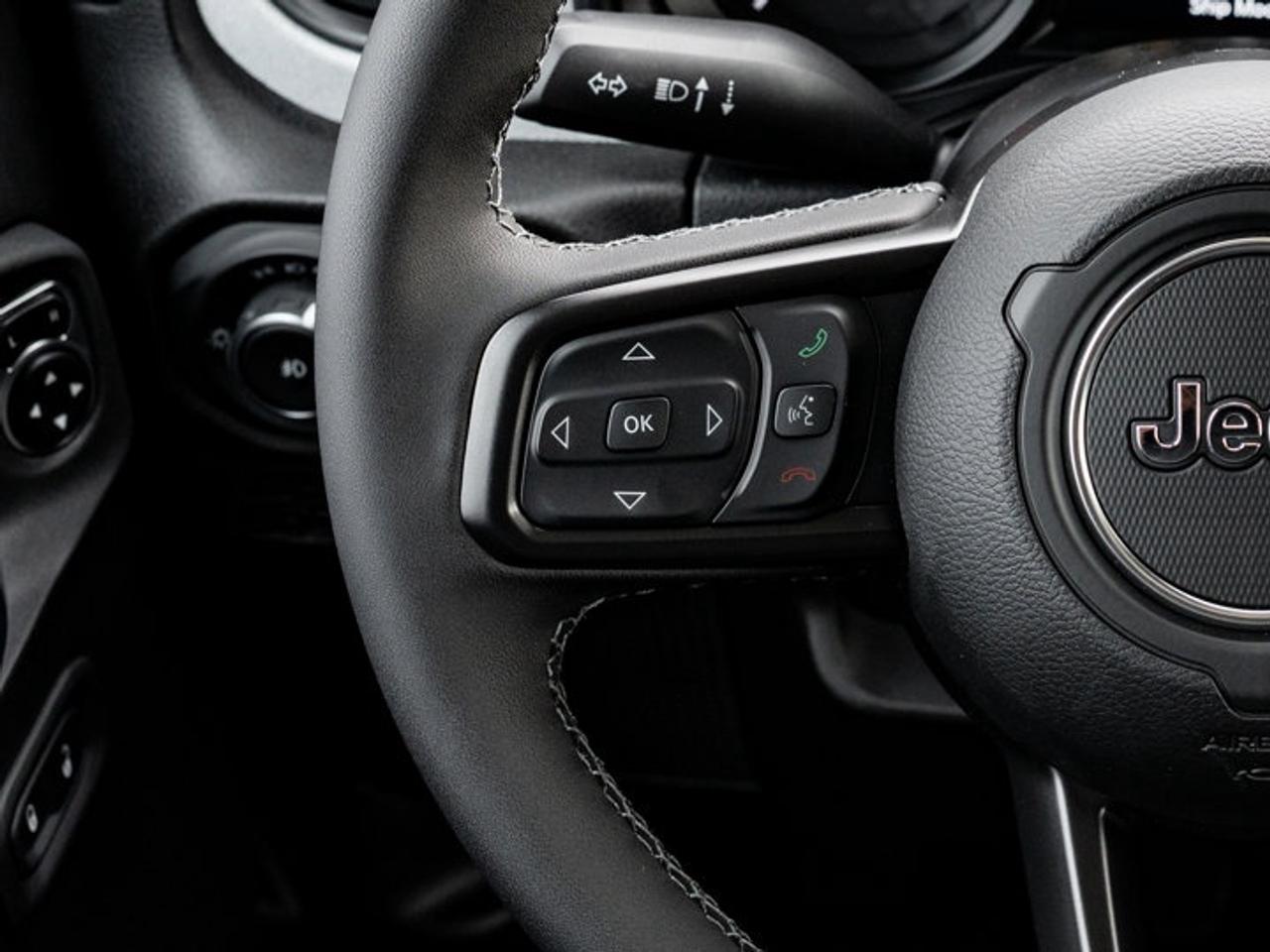 2026 Jeep Wrangler Sport S Photo