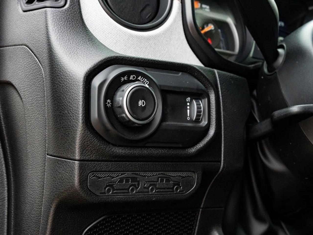 2026 Jeep Wrangler Sport S Photo
