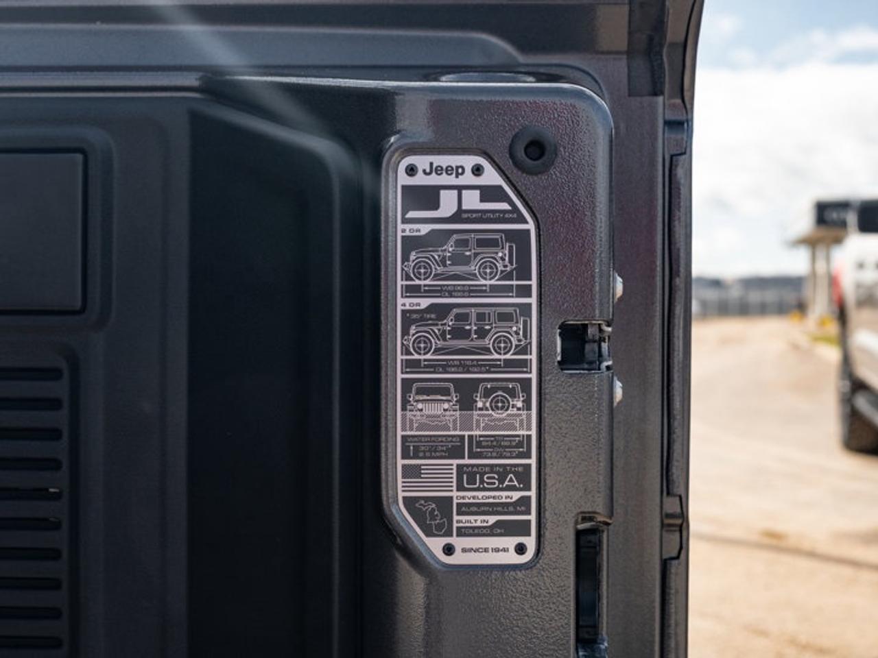 2026 Jeep Wrangler Sport S Photo