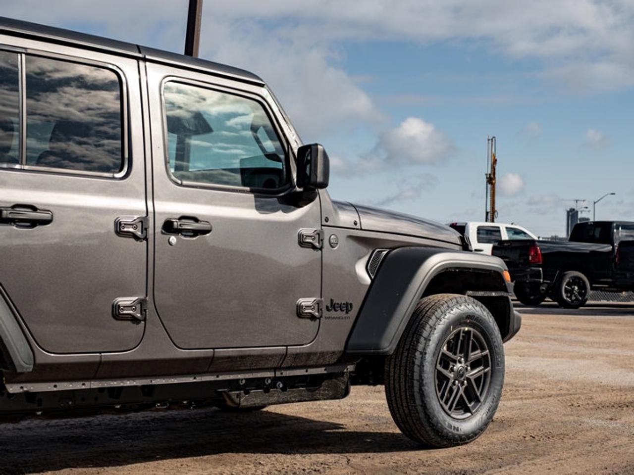 2026 Jeep Wrangler Sport S Photo