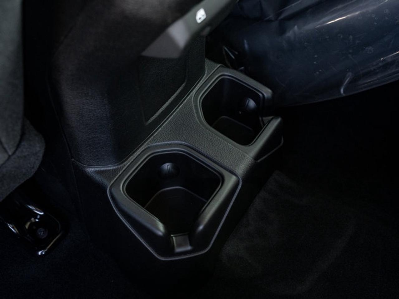 2026 Jeep Wrangler Sport S Photo