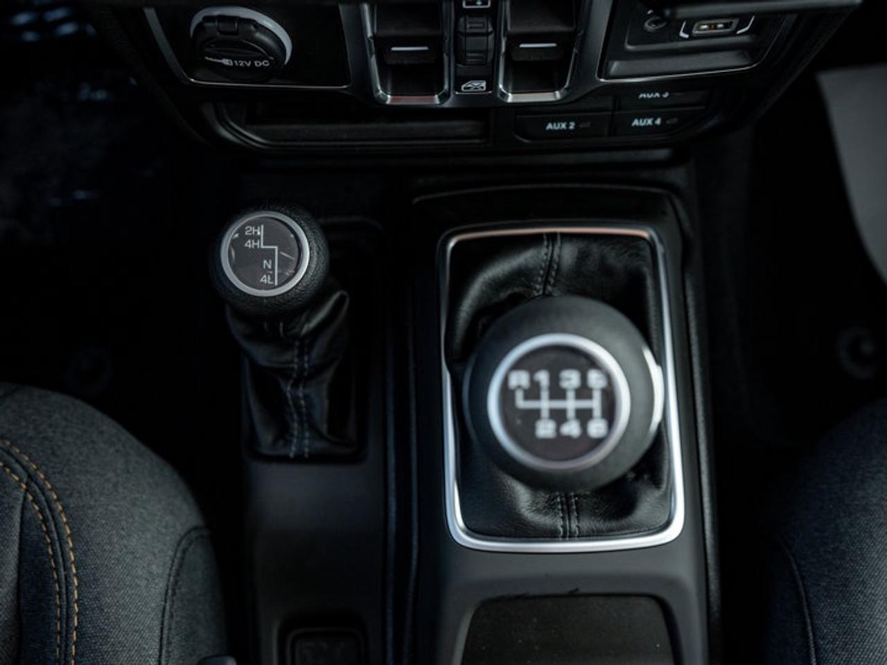 2026 Jeep Wrangler Sport S Photo