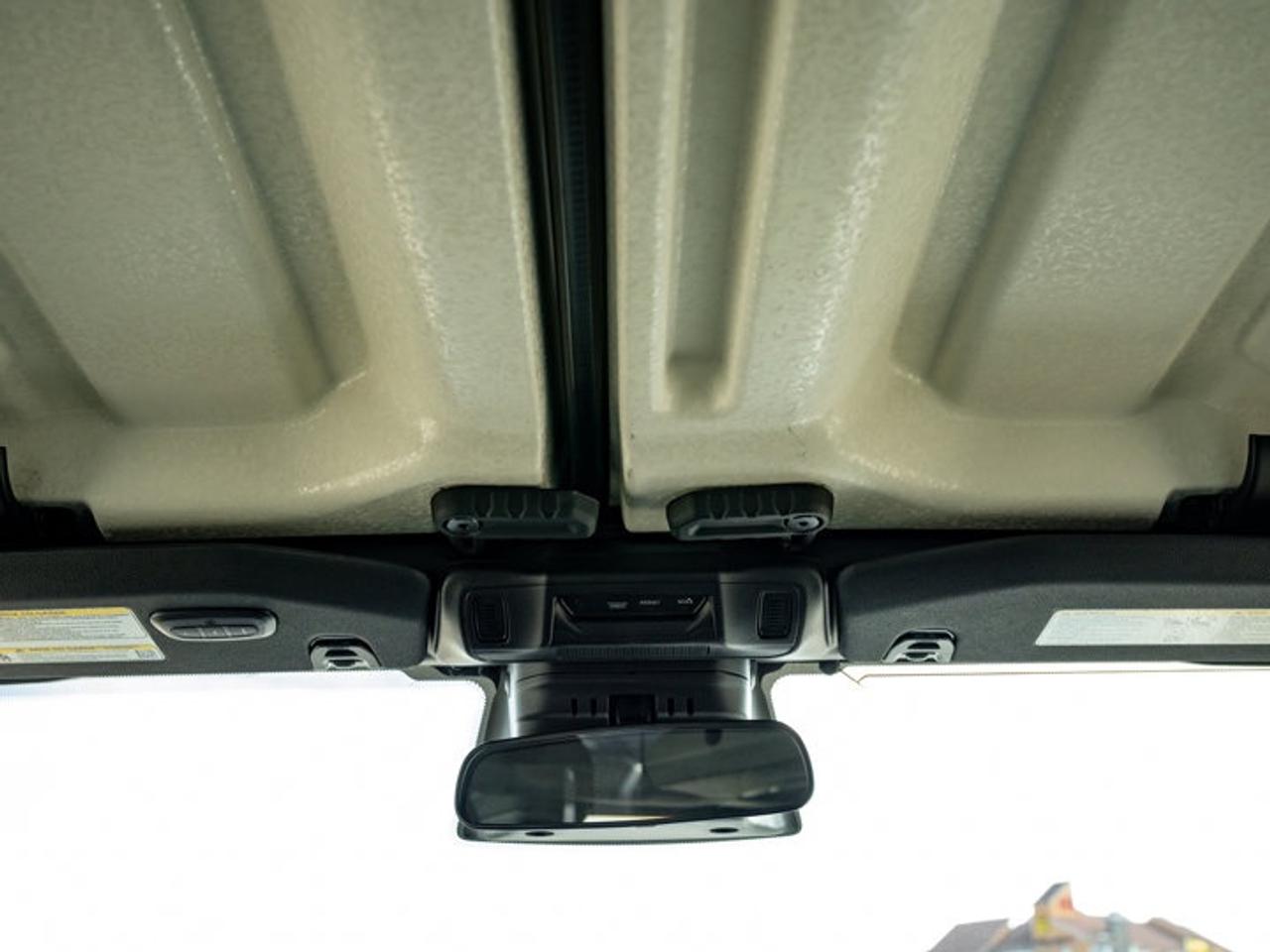 2026 Jeep Wrangler Sport S Photo