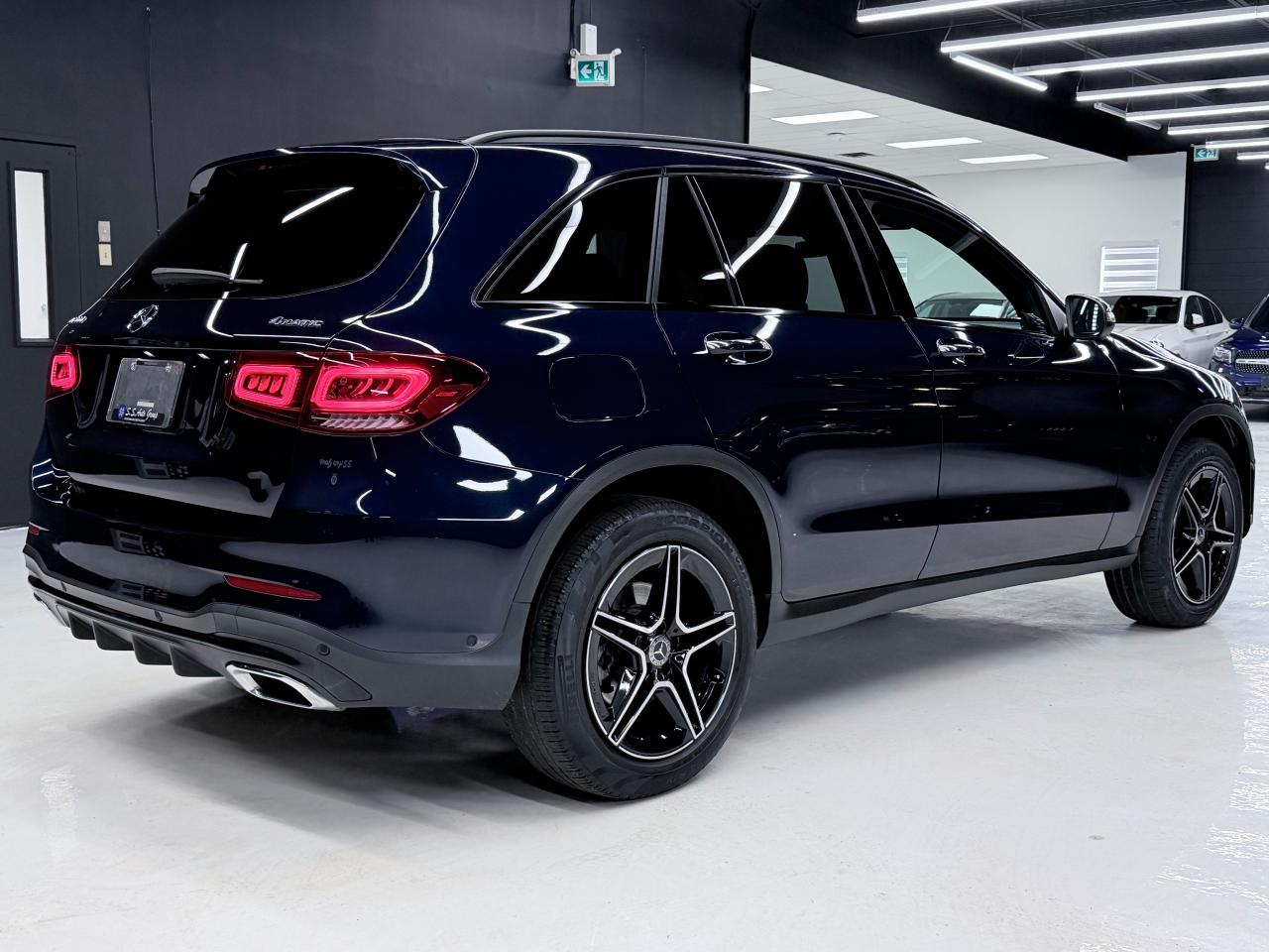 2021 Mercedes-Benz GLC 300 AMG PKG|NAV|CARPLAY|360CAM|BSM|FCW|LKA|PANO| Photo