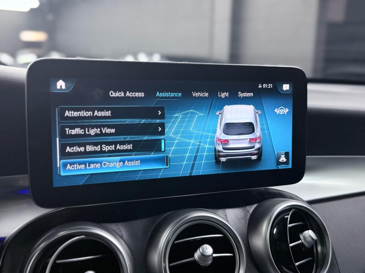 2021 Mercedes-Benz GLC 300 AMG PKG|NAV|CARPLAY|360CAM|BSM|FCW|LKA|PANO| Photo