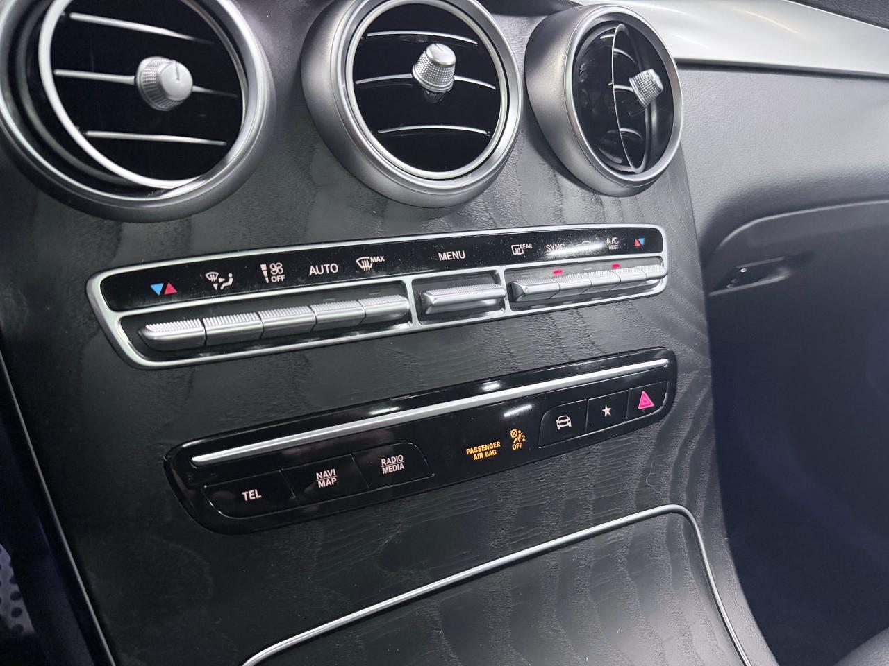 2021 Mercedes-Benz GLC 300 AMG PKG|NAV|CARPLAY|360CAM|BSM|FCW|LKA|PANO| Photo