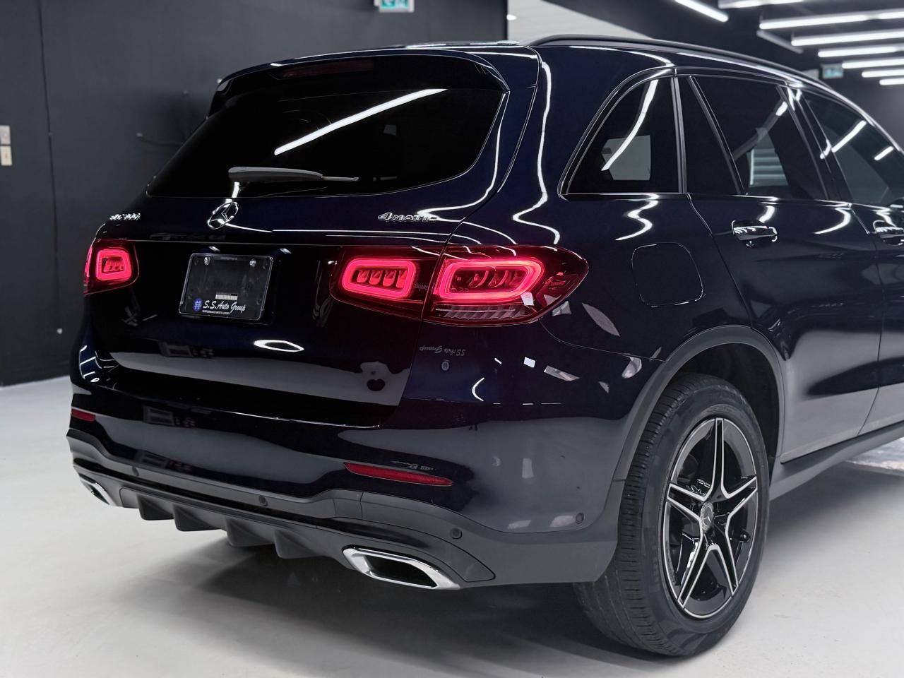 2021 Mercedes-Benz GLC 300 AMG PKG|NAV|CARPLAY|360CAM|BSM|FCW|LKA|PANO| Photo